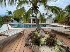 villa pralines+bungalow 10/12 p et piscines